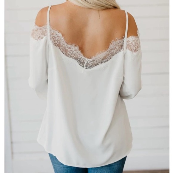 New White Lace Boho Top - Picture 4 of 6